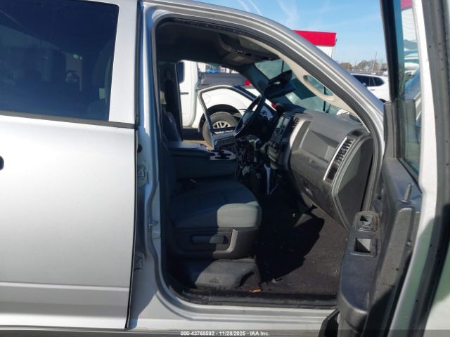 2013 RAM 1500 1C6RR7FT6DS638665 Photo 4