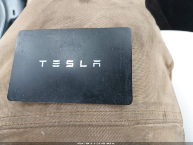 2024 TESLA MODEL Y 7SAYGDEF7RA266469 Photo 10