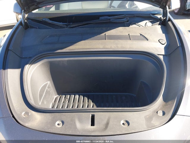 2022 TESLA MODEL Y 7SAYGDEE8NF311908 Photo 9