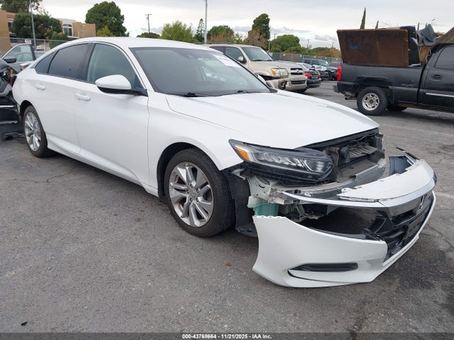 Honda ACCORD LX 2018 1HGCV1F16JA190596 головне зображення