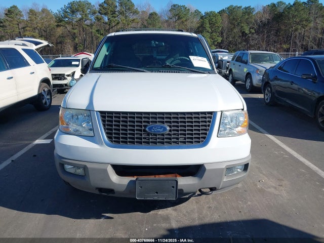 Продаж на аукціоні авто 2003 Ford Expedition Xlt, vin: 1FMPU16L73LB31645, номер лоту: 43768666