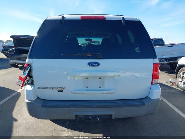 Продаж на аукціоні авто 2003 Ford Expedition Xlt, vin: 1FMPU16L73LB31645, номер лоту: 43768666