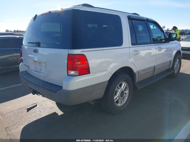 Продаж на аукціоні авто 2003 Ford Expedition Xlt, vin: 1FMPU16L73LB31645, номер лоту: 43768666