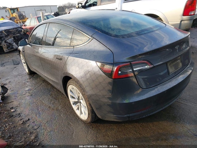 2022 TESLA MODEL 3 5YJ3E1EA1NF286438 Photo 2