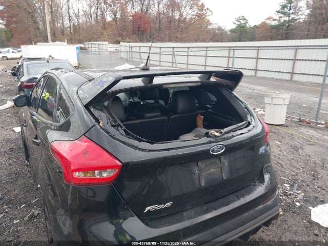 2016 FORD FOCUS RS WF0DP3TH7G4116327 Photo 5