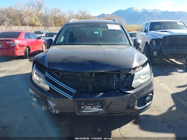 WVGAV7AX6GW527070 Volkswagen TIGUAN SE