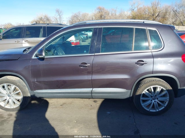 WVGAV7AX6GW527070 Volkswagen TIGUAN SE