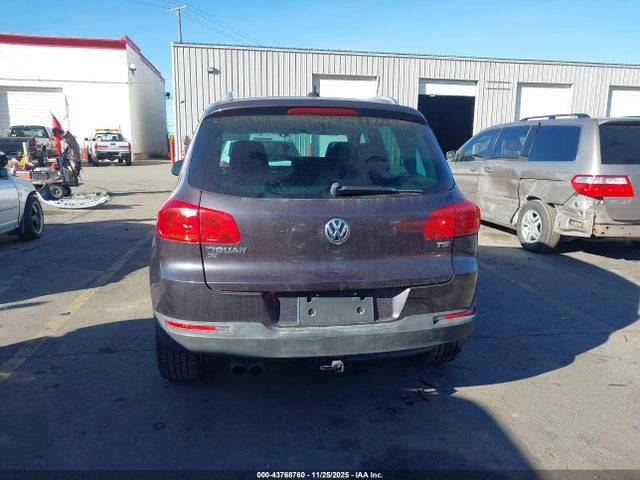 WVGAV7AX6GW527070 Volkswagen TIGUAN SE
