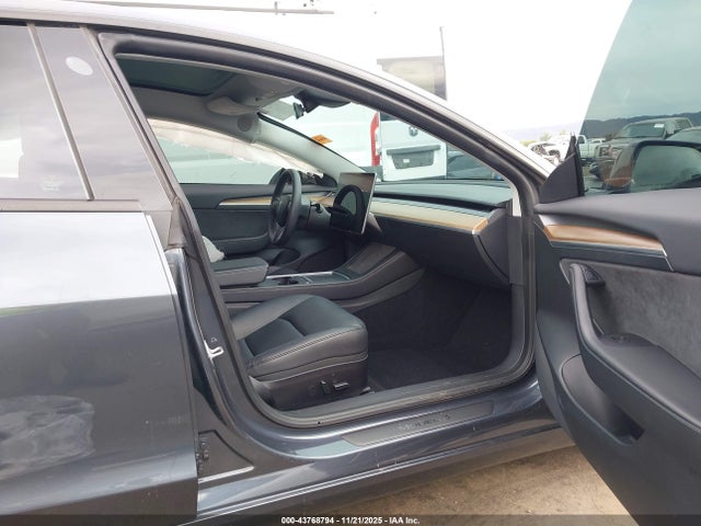 2022 TESLA MODEL 3 5YJ3E1EB7NF332363 Photo 4