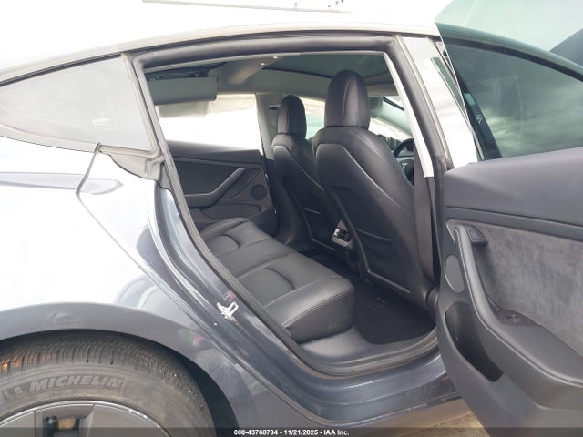 2022 TESLA MODEL 3 5YJ3E1EB7NF332363 Photo 7