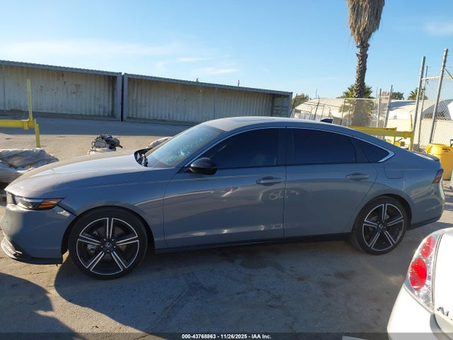 1HGCY2F58RA090284 Honda Accord Hybrid Sport