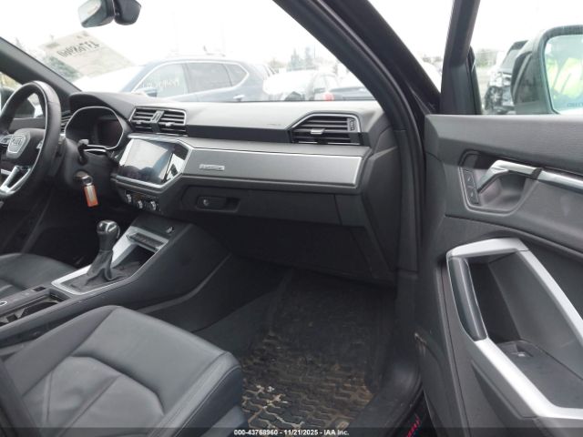 2022 AUDI Q3 WA1EECF34N1127579 Photo 4