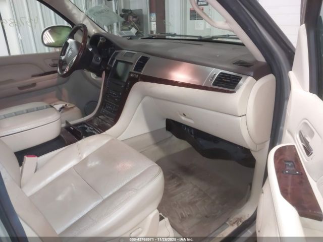 2007 CADILLAC ESCALADE ESV 1GYFK66847R416878 Photo 4