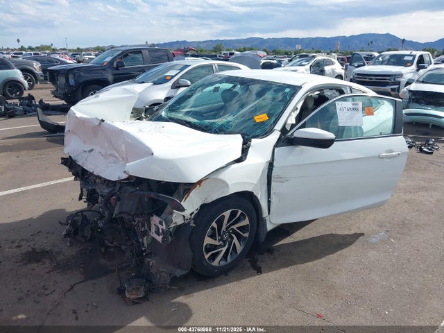 Honda Civic Lx 2016 2HGFC4B53GH315481 Image 2