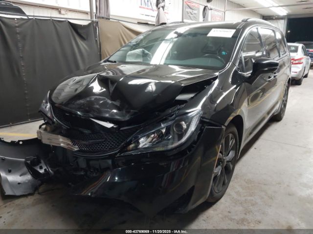 2019 CHRYSLER PACIFICA 2C4RC1GG1KR715384 Photo 1