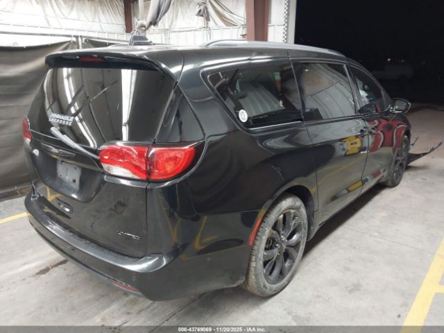 2019 CHRYSLER PACIFICA 2C4RC1GG1KR715384 Photo 3