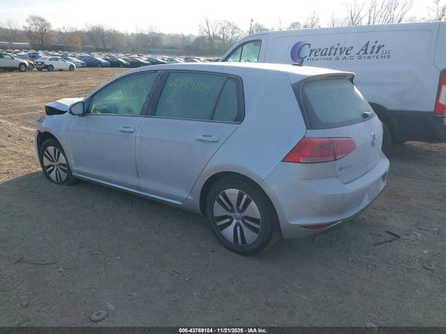2016 VOLKSWAGEN E-GOLF WVWKP7AU0GW904016 Photo 2