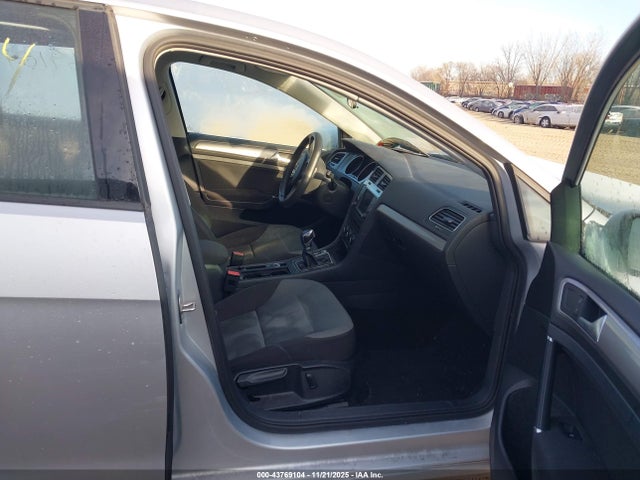 2016 VOLKSWAGEN E-GOLF WVWKP7AU0GW904016 Photo 4