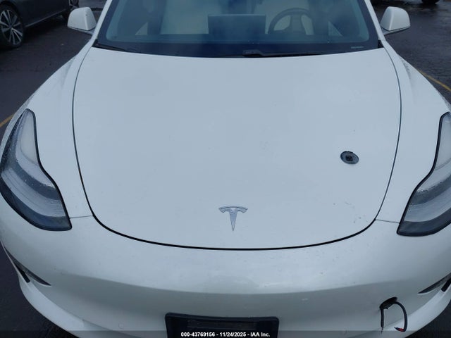 2018 TESLA MODEL 3 5YJ3E1EB4JF081666 Photo 9