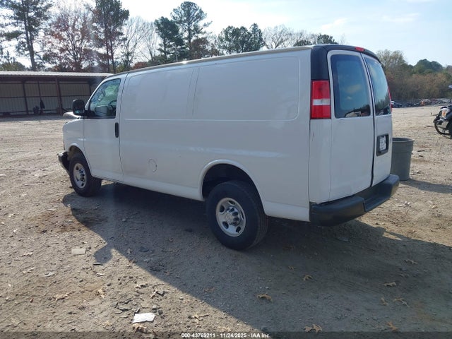1GCWGAFP5L1186360 Chevrolet Express Cargo Rwd 2500 Regular Wheelbase Wt