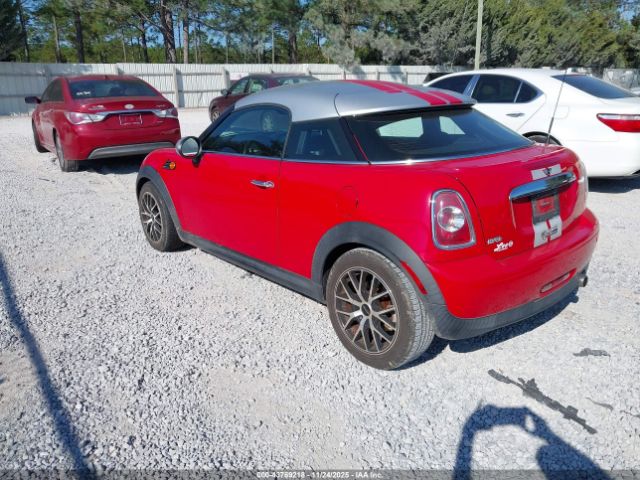 2012 MINI COOPER WMWSX1C51CT163855 Photo 2