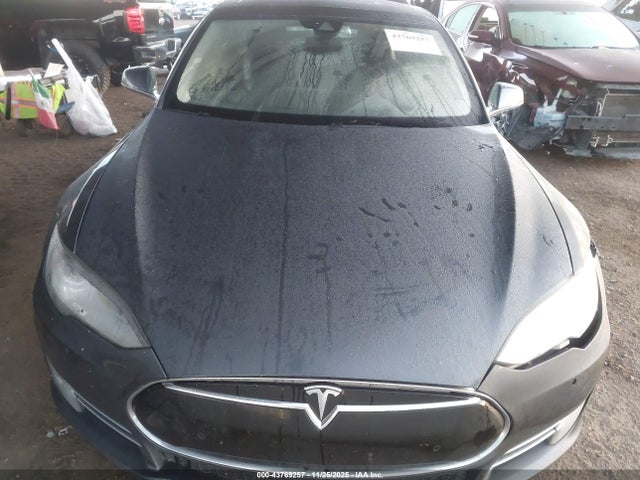 2015 TESLA MODEL S 5YJSA1E2XFF116080 Photo 9