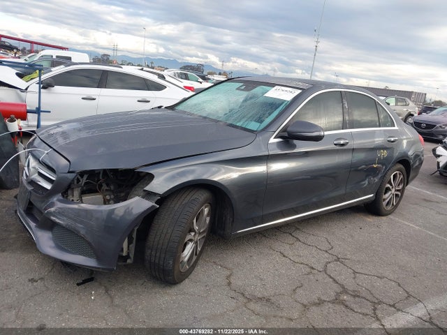 Aukcja sprzedaży 2016 Mercedes-benz C 300 4matic/luxury 4matic/sport 4matic, vin: 55SWF4KB8GU137728, numer aukcji: 43769282