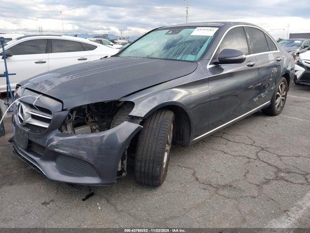 Aukcja sprzedaży 2016 Mercedes-benz C 300 4matic/luxury 4matic/sport 4matic, vin: 55SWF4KB8GU137728, numer aukcji: 43769282