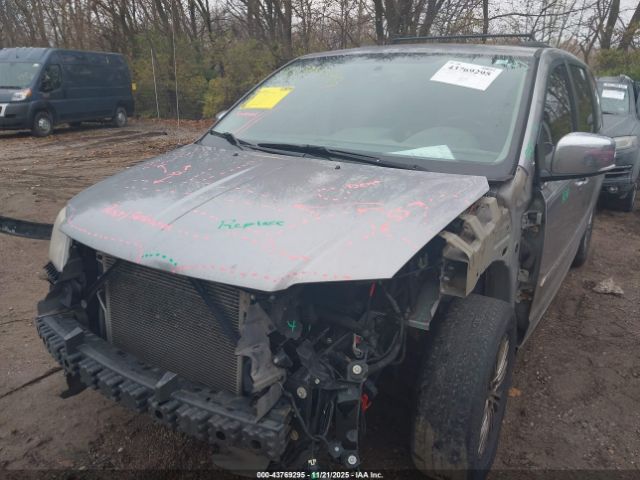 2014 CHRYSLER TOWN & COUNTRY 2C4RC1CG4ER225094 Photo 1