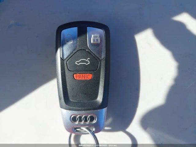 2017 AUDI Q7 WA1LAAF73HD018088 Photo 10