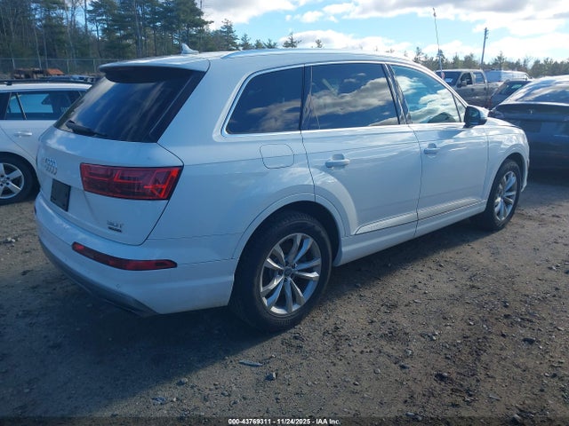 2017 AUDI Q7 WA1LAAF73HD018088 Photo 3