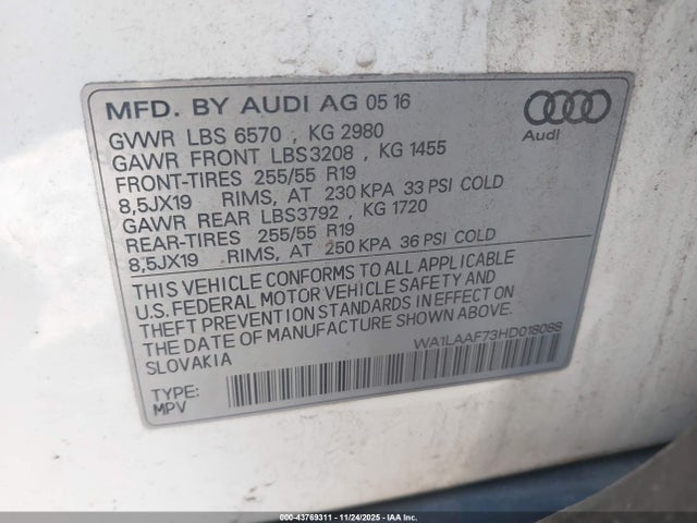 2017 AUDI Q7 WA1LAAF73HD018088 Photo 8