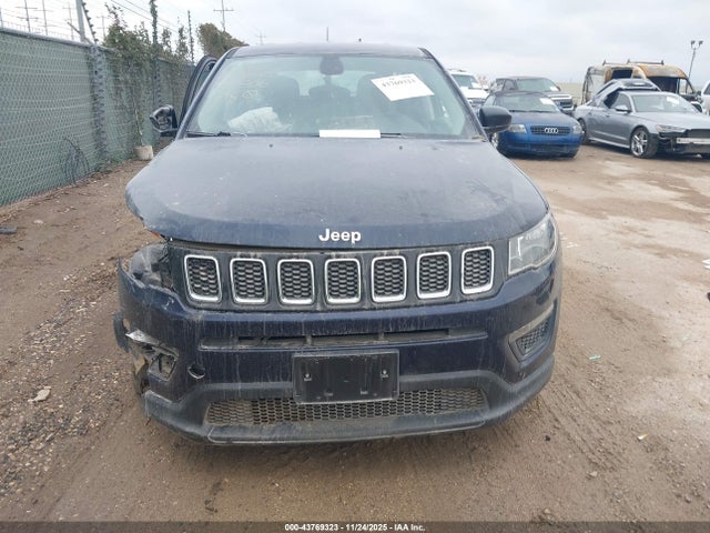 3C4NJCAB8JT487506 Jeep Compass Sport Fwd
