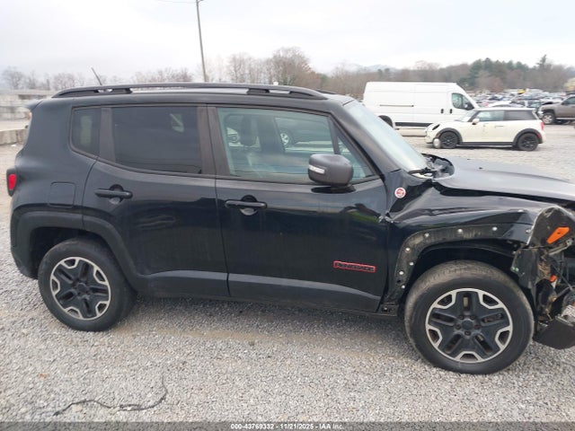 ZACCJBCT1FPB35003 Jeep Renegade Trailhawk