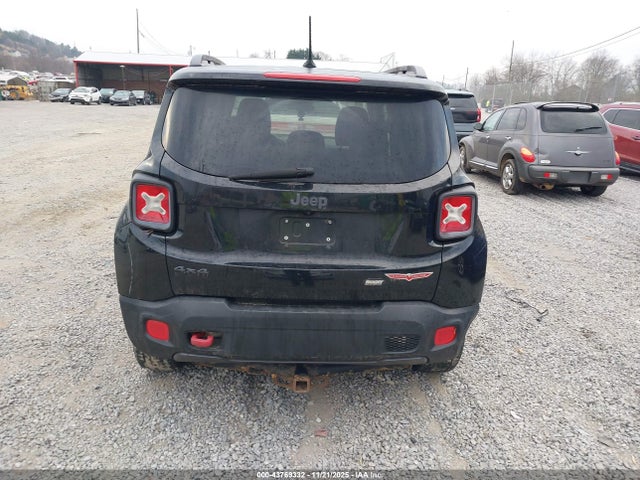 ZACCJBCT1FPB35003 Jeep Renegade Trailhawk