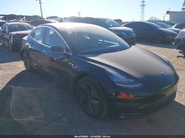 2019 TESLA MODEL 3 5YJ3E1EA6KF323947 Photo 0