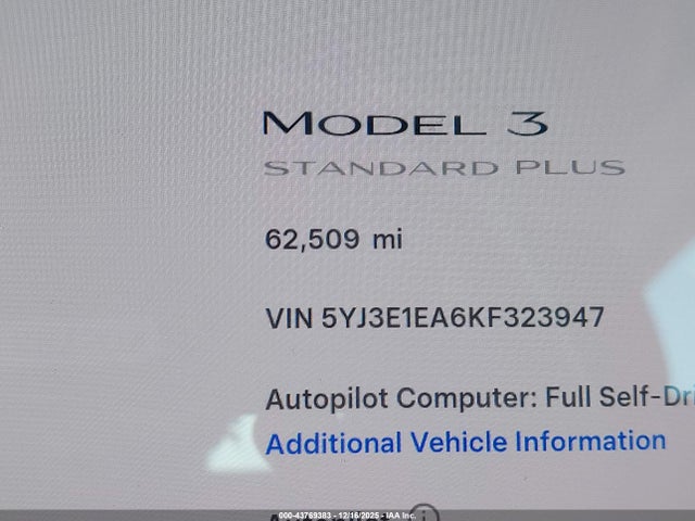 Tesla Model 3 Long Range/mid Range/standard Range/standard Range Plus 2019 5YJ3E1EA6KF323947 Image 15