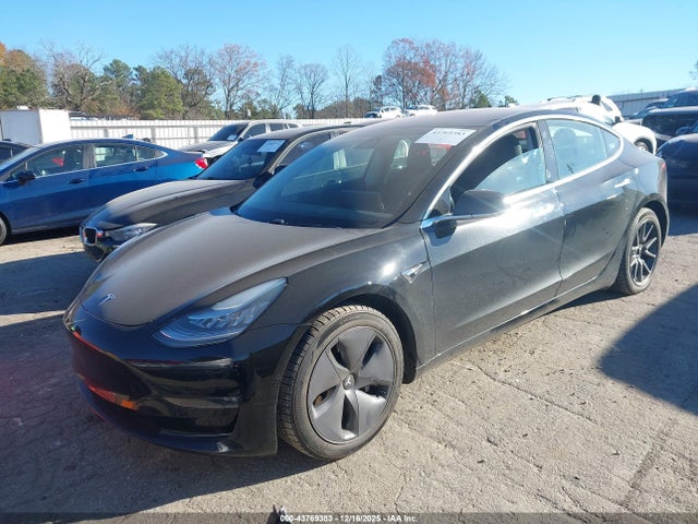 2019 TESLA MODEL 3 5YJ3E1EA6KF323947 Photo 1