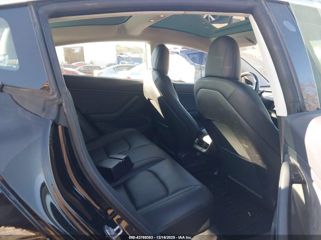2019 TESLA MODEL 3 5YJ3E1EA6KF323947 Photo 7