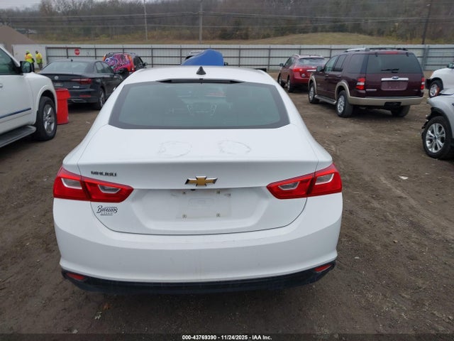 Chevrolet Malibu 1fl 2017 1G1ZC5ST2HF252532 Image 16
