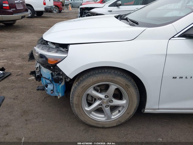 Chevrolet Malibu 1fl 2017 1G1ZC5ST2HF252532 Image 6