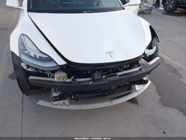 2019 TESLA MODEL 3 5YJ3E1EA8KF401614 Photo 5