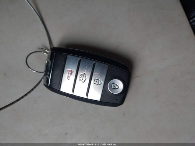 2018 KIA OPTIMA 5XXGU4L3XJG198537 Photo 10