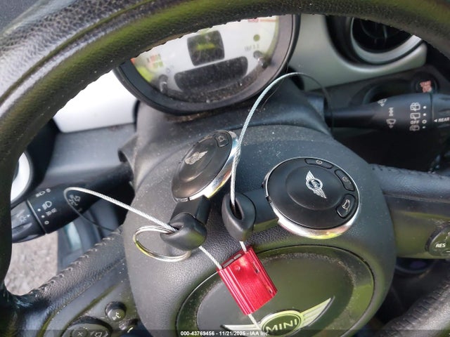 2012 MINI COOPER WMWSU3C59CT541716 Photo 10