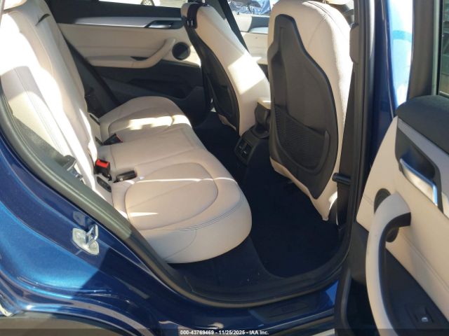 2021 BMW X1 WBXJG7C05M5S36403 Photo 7