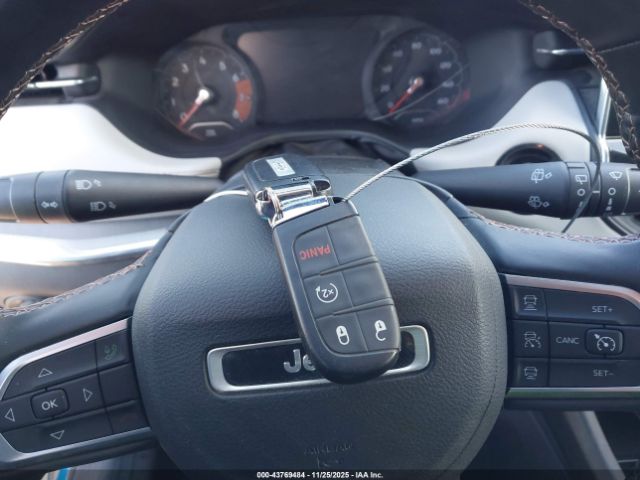 2022 JEEP COMPASS 3C4NJDCB8NT209892 Photo 10