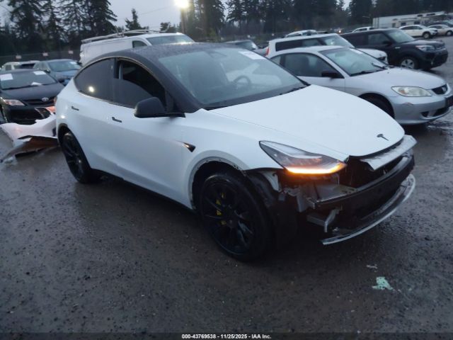 2022 TESLA MODEL Y 7SAYGAEE4NF337341