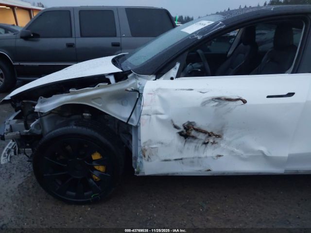 2022 TESLA MODEL Y 7SAYGAEE4NF337341 Photo 5