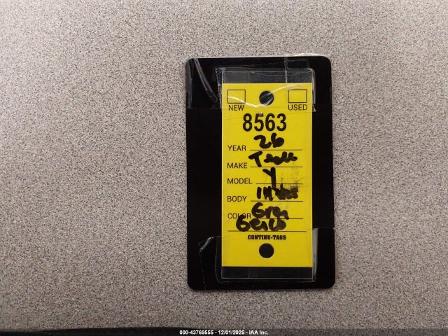 2026 TESLA MODEL Y 7SAYGDEE8TA412795 Photo 10