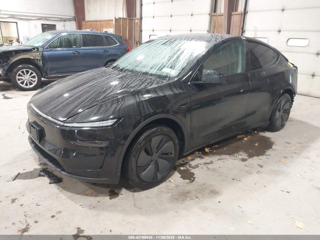 2026 TESLA MODEL Y 7SAYGDEE8TA412795 Photo 1